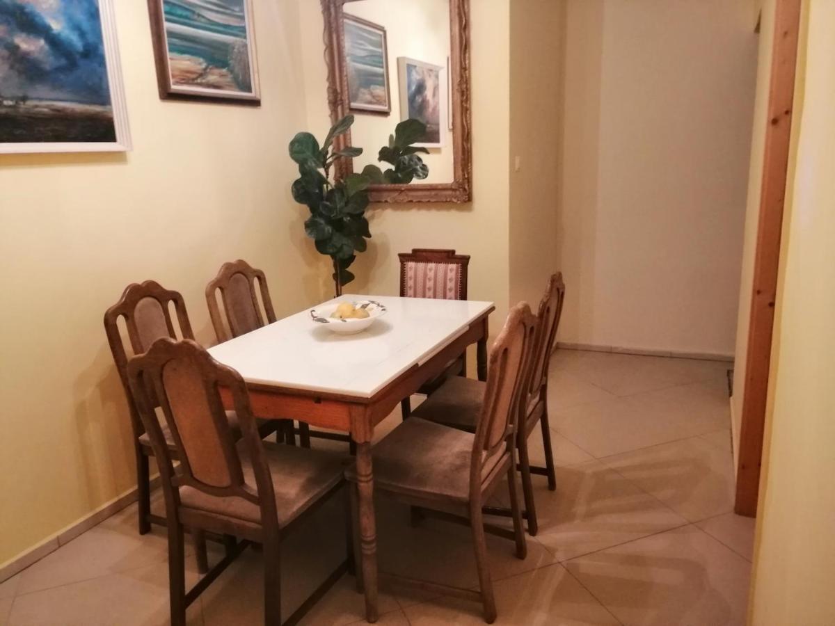 Vizaknai Apartmanhaz Szekesfehervar Bagian luar foto